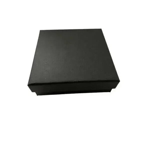 Gucci 1500L Women's Watch – Stainless Steel – Black Dial – 7.5" - Picture 8 of 8